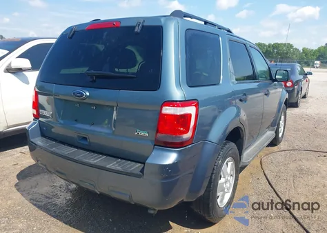 2011 Ford Escape Xlt z USA, uszkodzony, nr VIN 1FMCU0DG9BKA33459